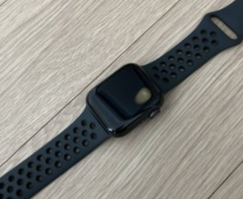 Some Apple Watch SE users are complaining of burning sensation on wrist