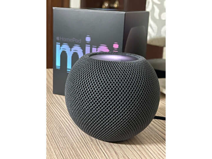 Apple HomePod Mini Review: Small Wonder