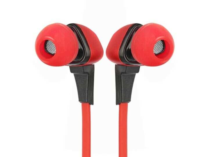 Wired earphones with passive noise cancellation