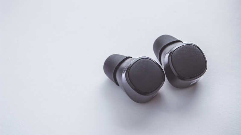 true wireless earbuds 