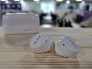 Nokia wireless power online earbuds lite