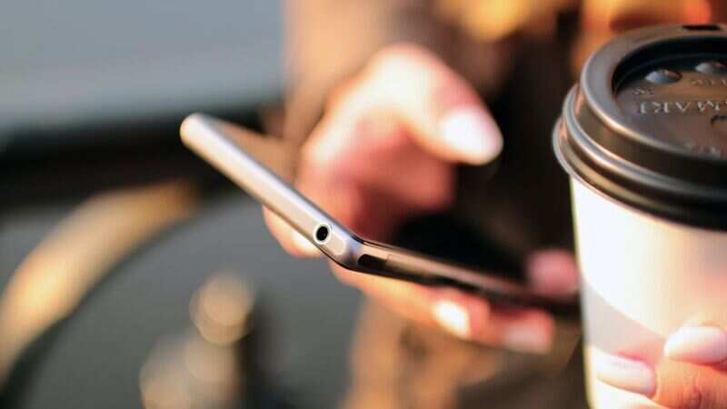 Android Mobile: 10 things to do before selling your Android smartphone ...