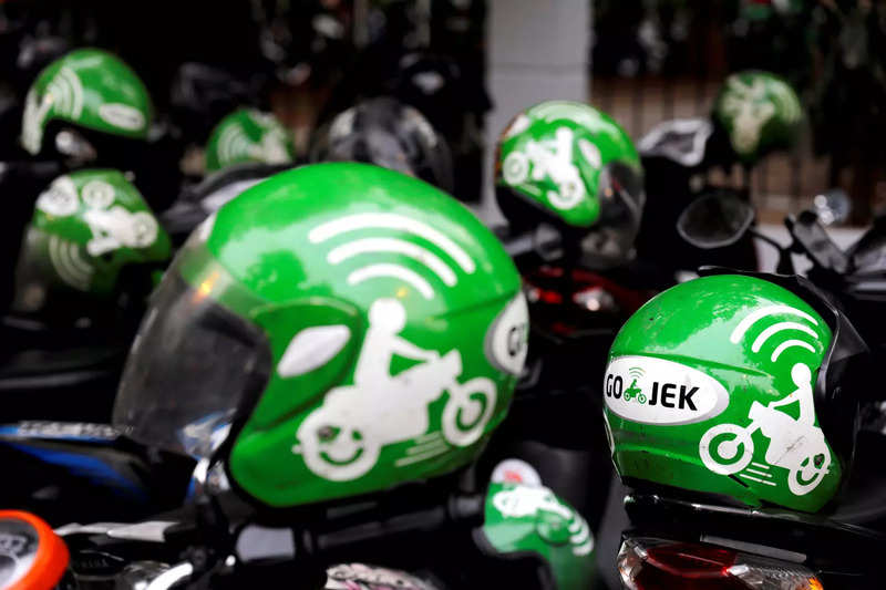 When Gojek steps into the Grab-Tokopedia-Ovo love triangle