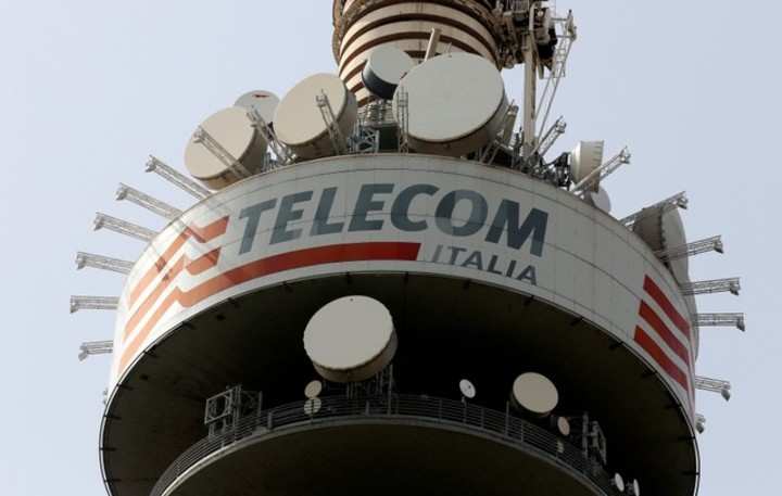 Telecom Italia shares slide on single network speculation