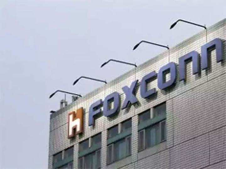 wisconsin-foxconn-qualifies-for-wisconsin-tax-breaks-for-first-time