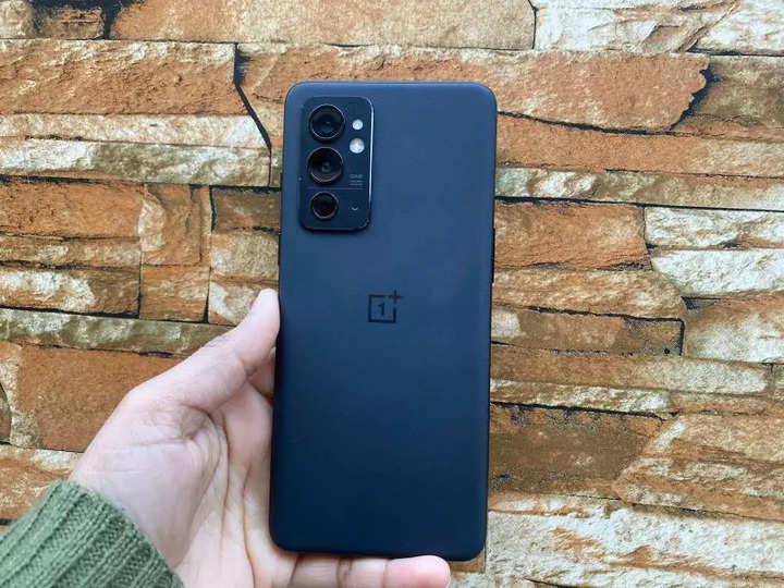 OnePlus 9RT review: Chip off the old block