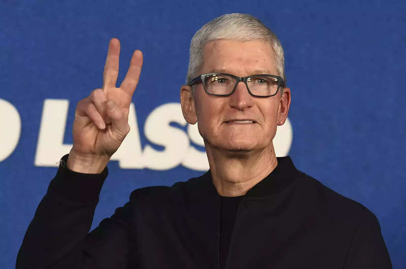 Apple CEO Tim Cook shares photos clicked by students from Tamil Nadu