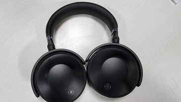 Yamaha e700 online headphones