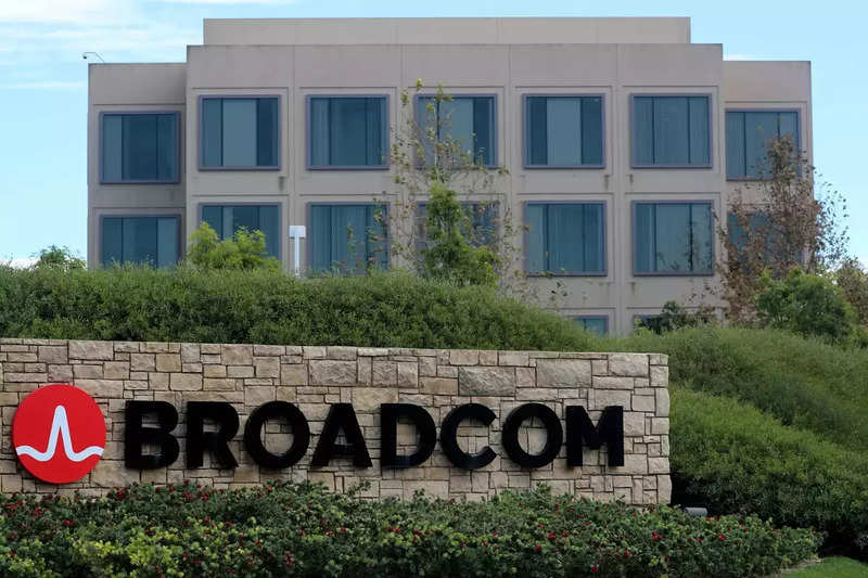 Le fabricant de puces Broadcom rachète VMware pour 61 milliards de dollars