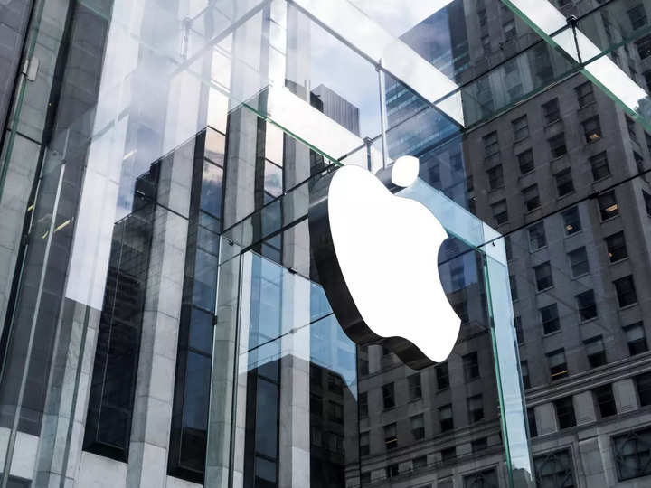 Apple enfrenta processo de US$ 935 milhões no Reino Unido por 'afogar secretamente' iPhones