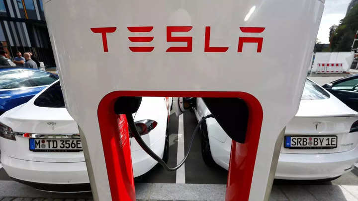 Tesla 'usina virtual' pagará aos usuários para enviar energia de volta à rede