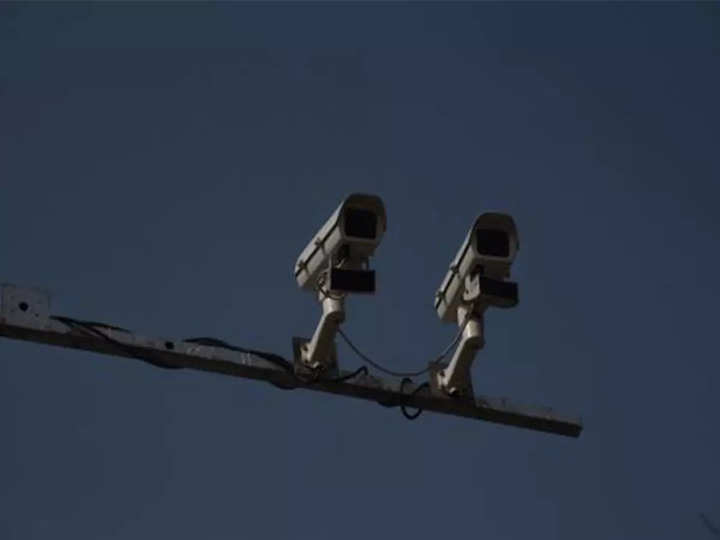 Ces caméras CCTV pour surveiller les violations de la ceinture de sécurité et du casque