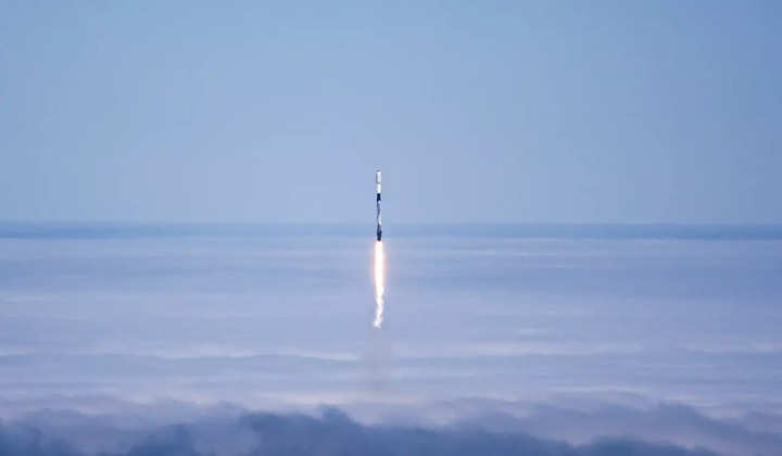 SpaceX envoie 46 satellites Starlink dans l'espace et établit un nouveau record