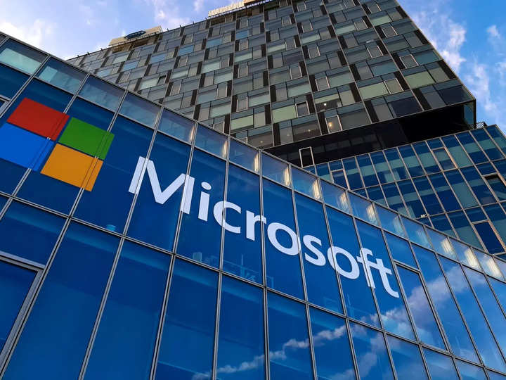 Microsoft catches spyware group using Windows bugs to target consumers
