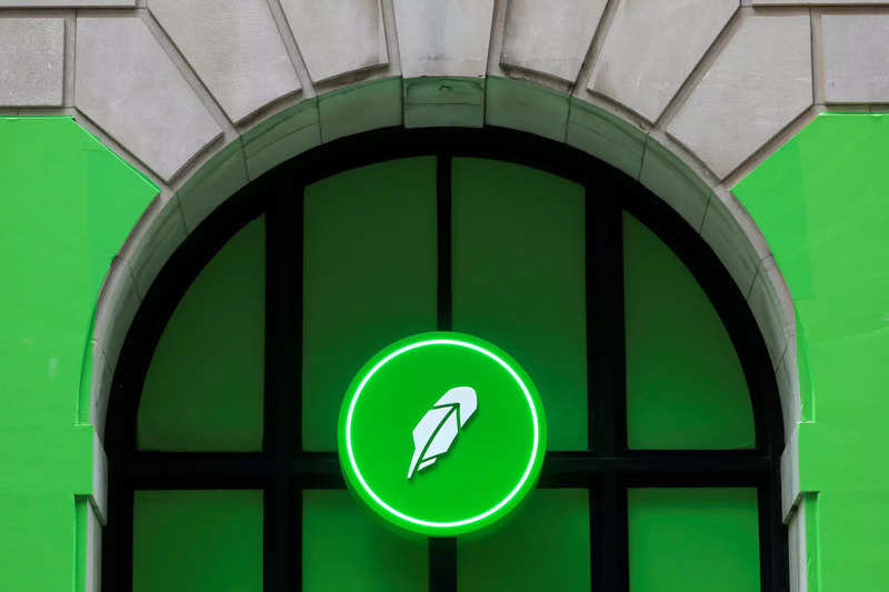 robinhood: Financial watchdog in New York State fines Robinhood's crypto division USD30 million