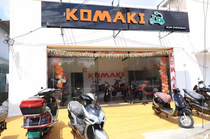 Empresa de veículos elétricos Komaki lança baterias resistentes ao fogo na Índia