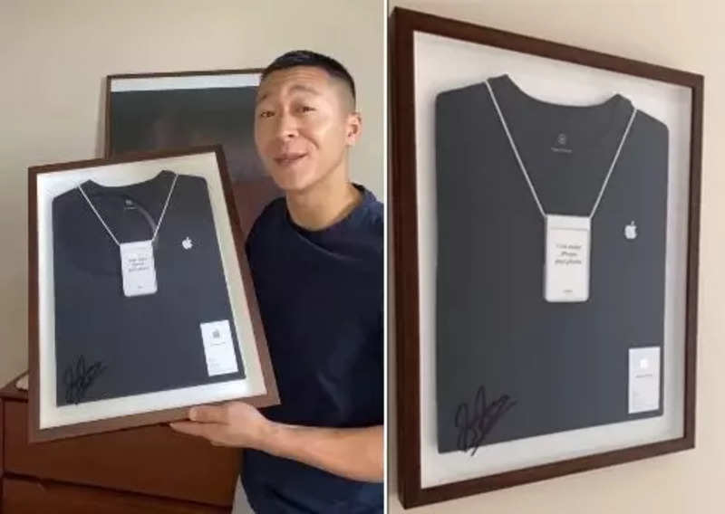 apple: Ex-Apple retail employee auctions 'Sam Sung' business card for charity