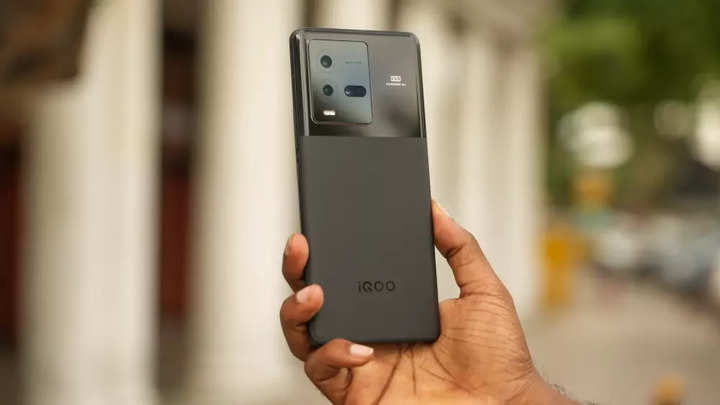 iQoo 9T review: Come for the performance, stay for the cameras