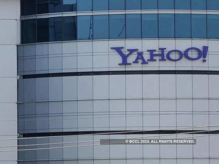 Yahoo to buy minority stake in Taboola in digital ad push