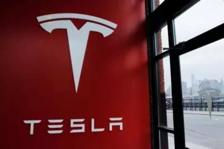 Tesla cuts output plan for Shanghai plant for December