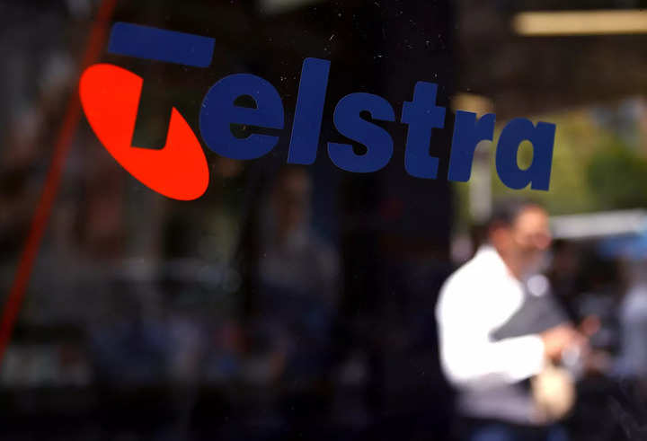 Data breach: Telstra error exposes details of 132,000 customers in Australia