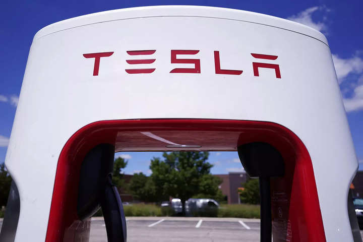 tesla: Tesla turns up heat on rivals with global price cuts