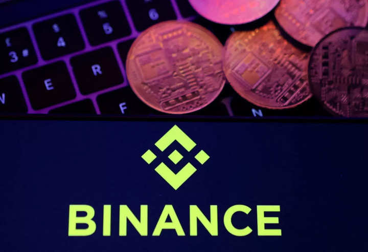 Binance halts deposits, withdrawals after technical glitches: CEO