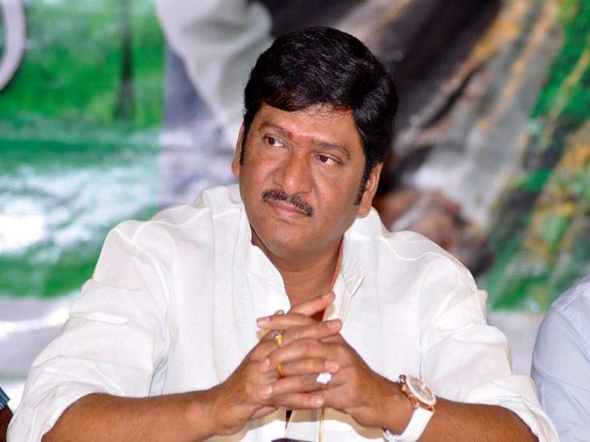 Veteran actor Rajendra Prasad to be felicitated for completing 4 decades in  Tollywood | Telugu Movie News - Times of India