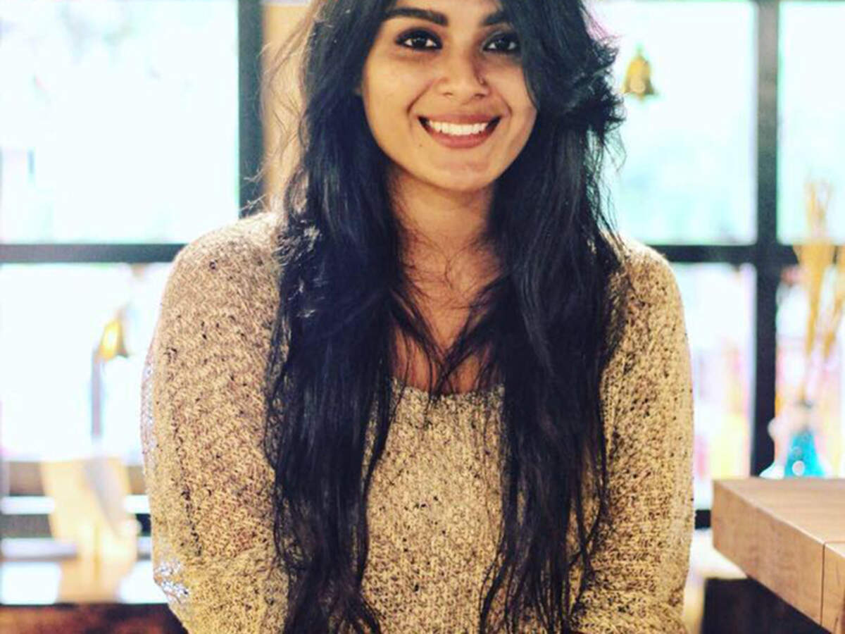 Kerala flood relief: Theevandi actress Samyukta Menon and team still busy serving relief camps | Malayalam Movie News - Times of India Kerala flood relief: Theevandi actress Samyukta Menon and team still busy serving relief camps | Malayalam Movie News - Times of India