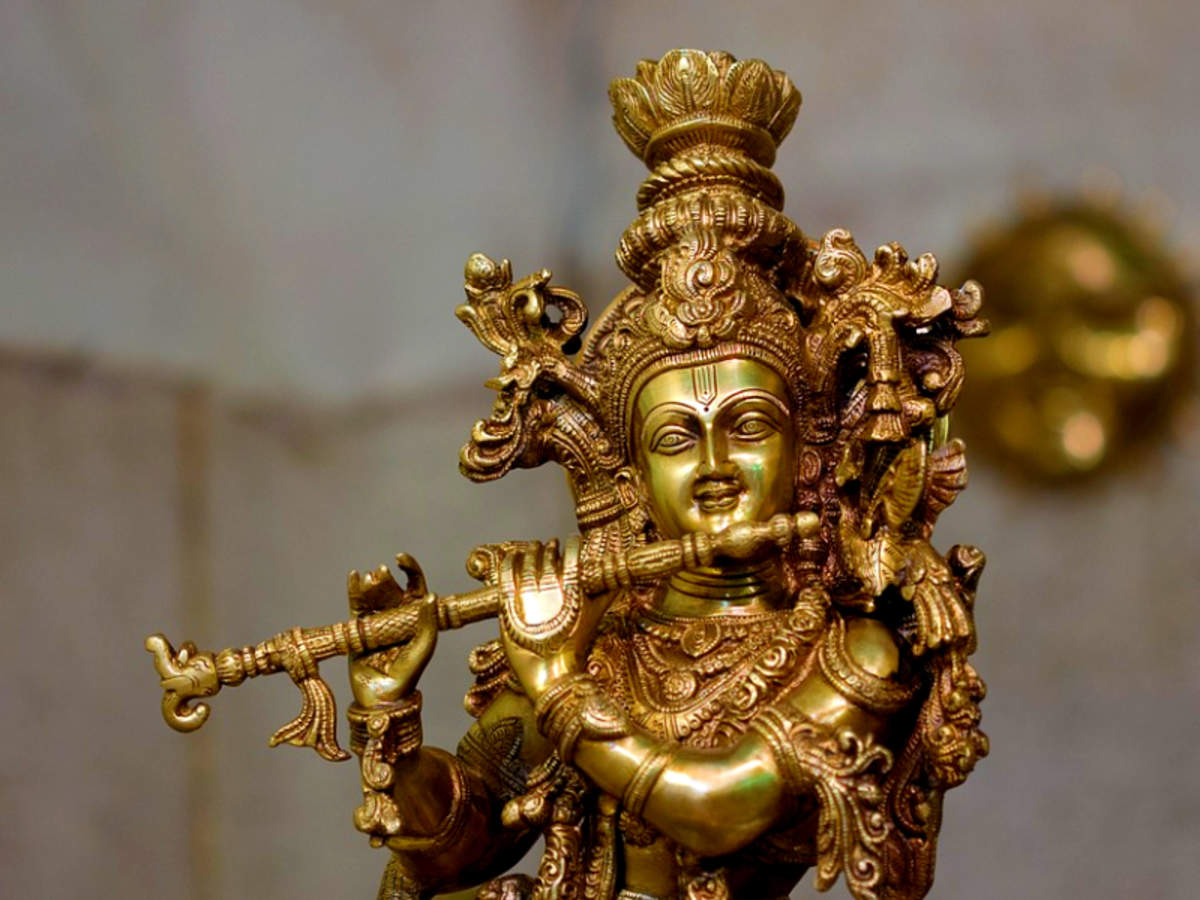 Krishna Janmashtami Decoration Ideas: 5 interesting ideas to decorate your  puja room - Times of India