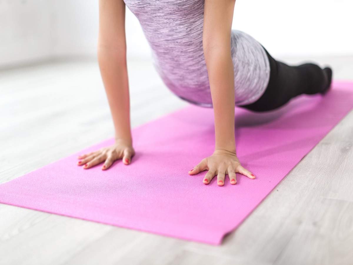 Why Do You Need a Sticky Yoga Mat for Sweaty Hands?