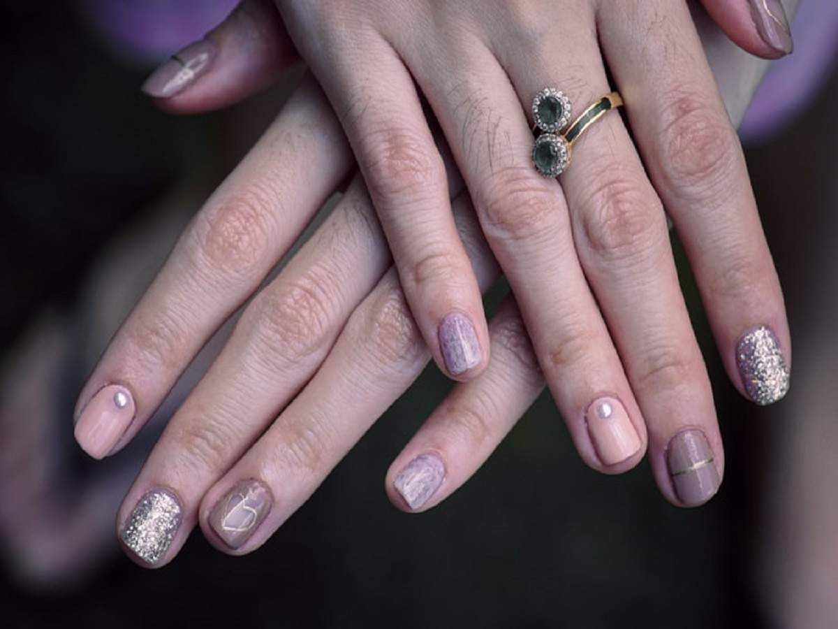 Glitter Nail Polish: Let your hands do the talking - Times of India