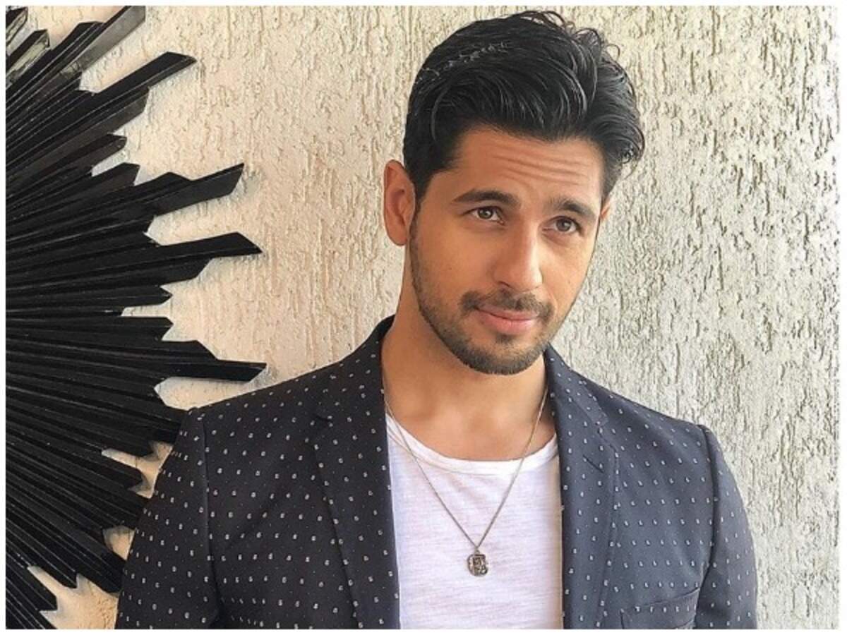 Sidharth Malhotra shares his style mantra | Hindi Movie News - Times of India Sidharth Malhotra shares his style mantra | Hindi Movie News - Times of India