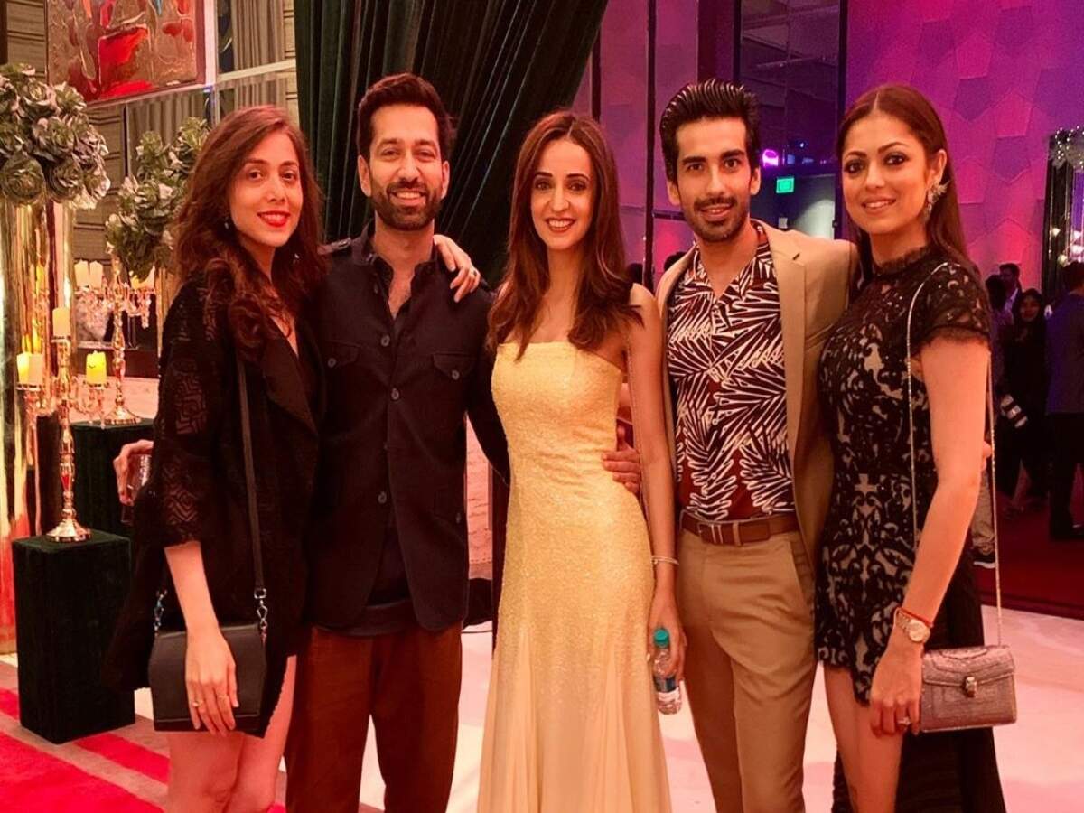 sanaya-irani-drashti-dhami-nakuul-mehta-pose-for-happy-pictures-at-a-wedding-check-out-pics-times-of-india
