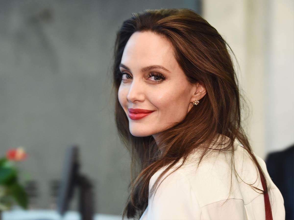 Angelina Jolie fans take Twitter by storm on her birthday | English Movie  News - Times of India