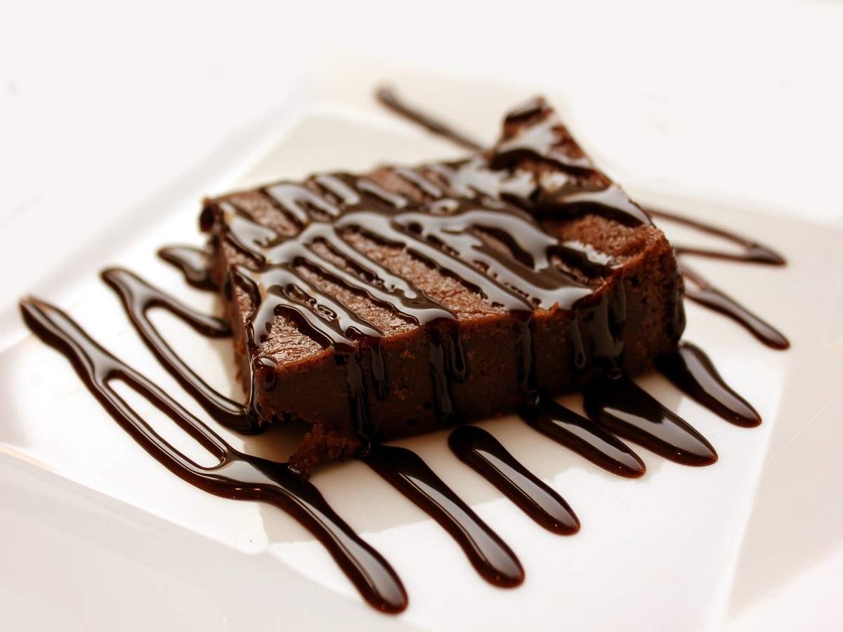 Order Brownies Online at Best Prices - Luckys Bakery