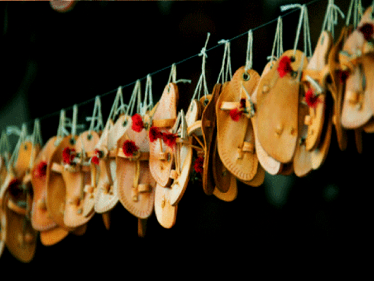 kolhapuri chappal under 500