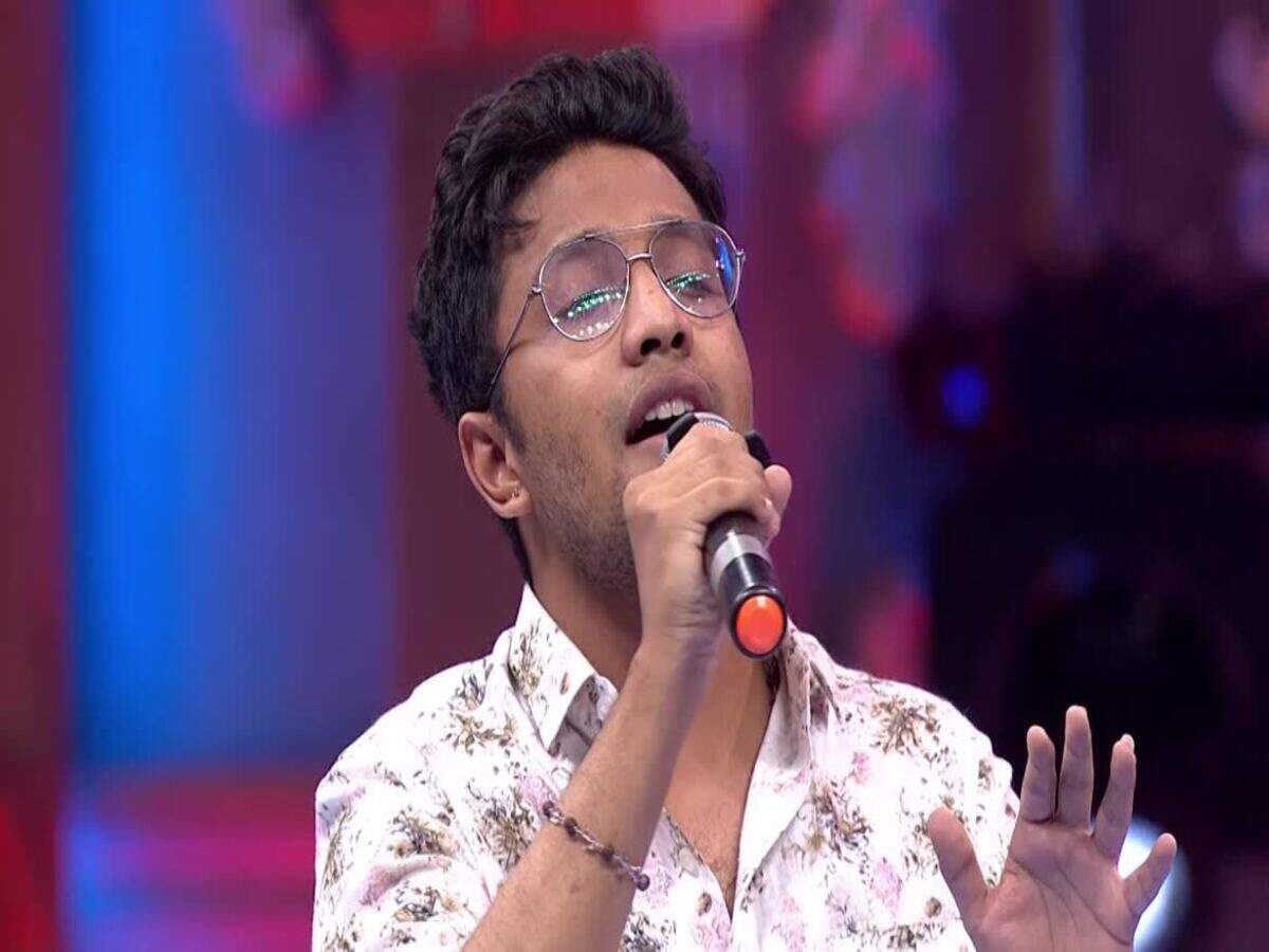 Watch Sa Re Ga Ma Pa Season Grand Finale Episodes 17 Live On Sunday Times Of India