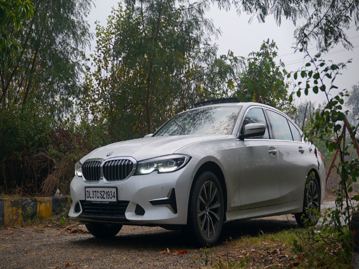 Bmw 3 Series Gran Limousine Review Bmw 3 Series Gran Limousine Review Supremely Comfortable Sedan Is Refined On The Run Times Of India