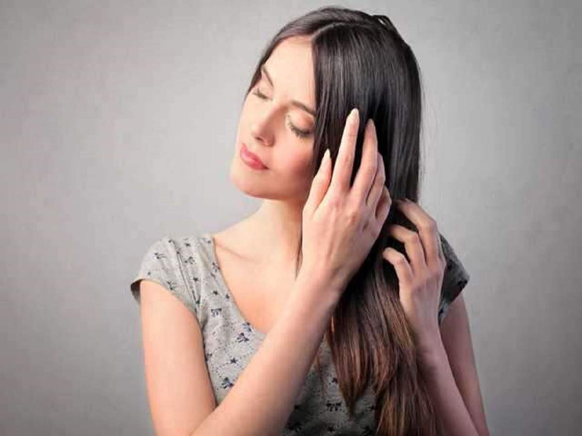 Shampoo with fenugreek oil: Treats dandruff, itchy scalp & hair loss -  Times of India