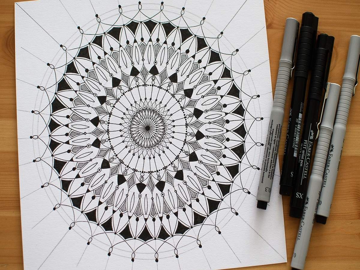 How to Draw a Mandala Learn How to Draw Mandalas for Spiritual Enrichment  and Creative Enjoyment  Art is Fun