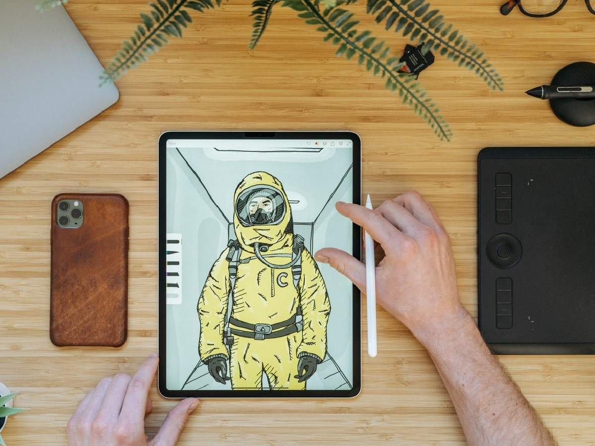 Graphic Design Tablets: Best Tablets for Graphic Designers Ideal For  Digital Illustrations And Photo Retouching | - Times of India