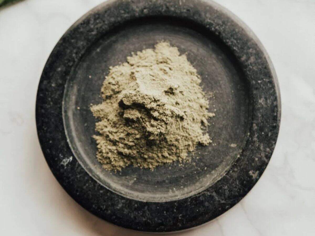 Using Henna and Amla | How to Use Henna and Amla Together