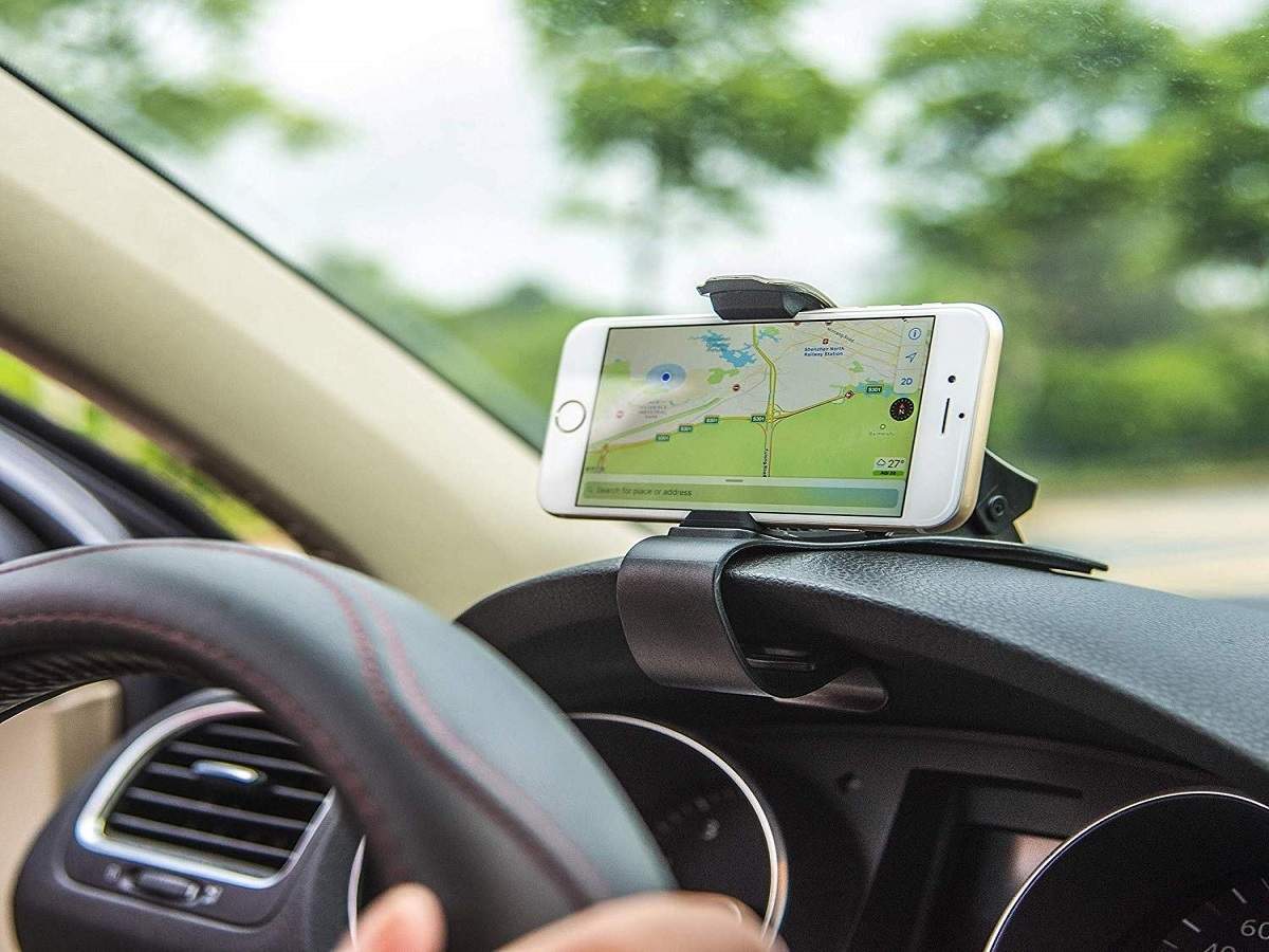 Car Mobile Phone Holder: Get your drive versed with seamless navigation