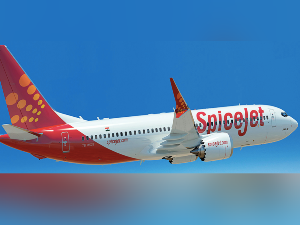max: SpiceJet resumes passenger flights on Boeing 737 Max after 2.5 years -  Times of India