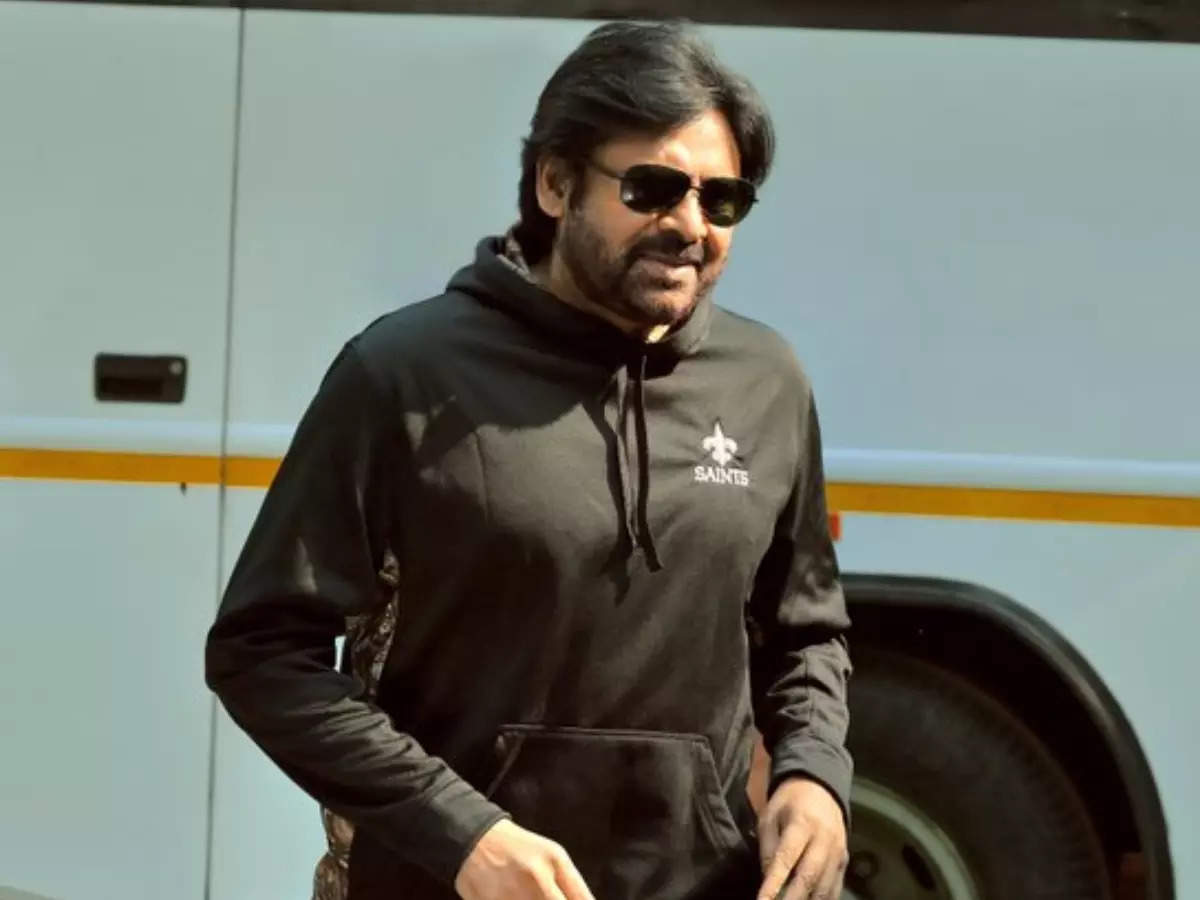 OG: Power star Pawan Kalyan begins shooting for his next with ...