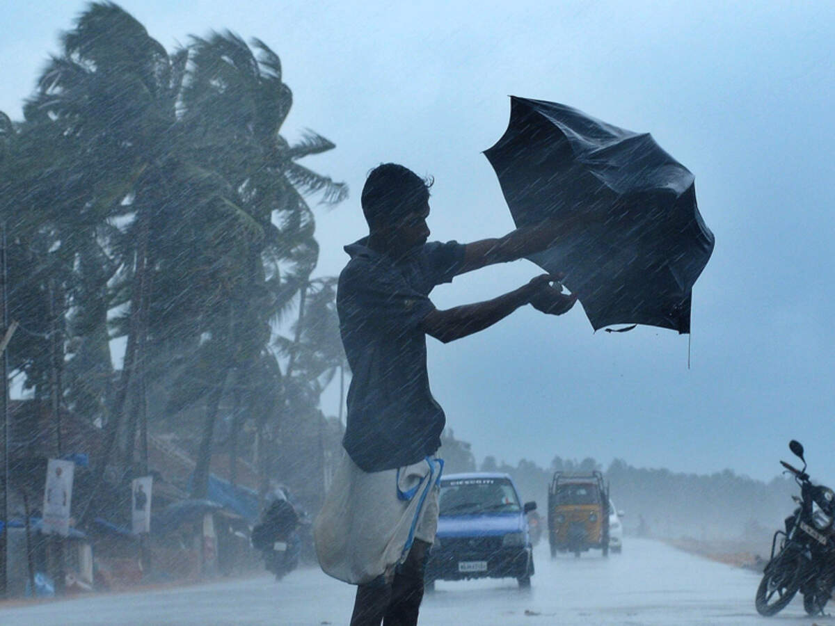 Image result for Heavy Rain lashing <a class='inner-topic-link' href='/search/topic?searchType=search&searchTerm=KERALA' target='_blank' title='click here to read more about KERALA'>kerala</a>