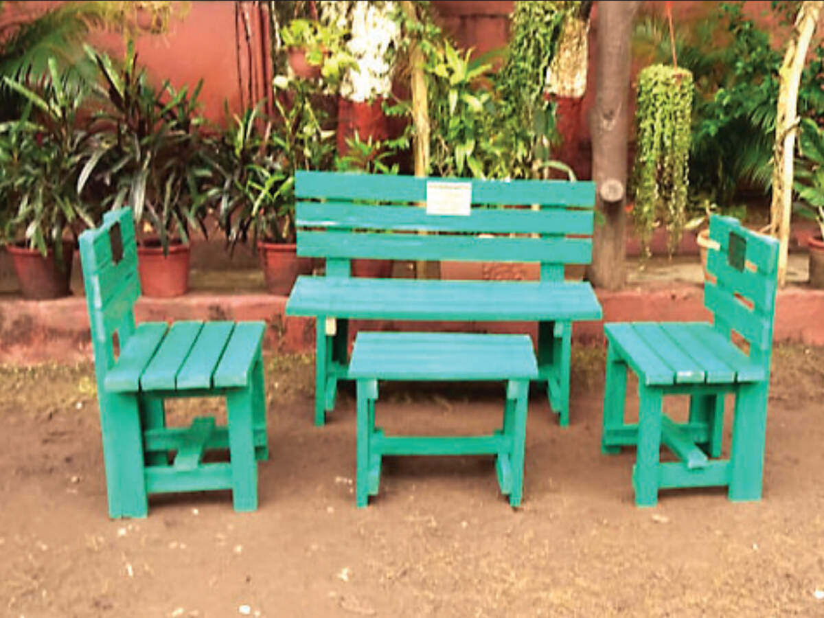 Plastic Recyclothon 2 0 Ngo Collects Recycles It Into Benches