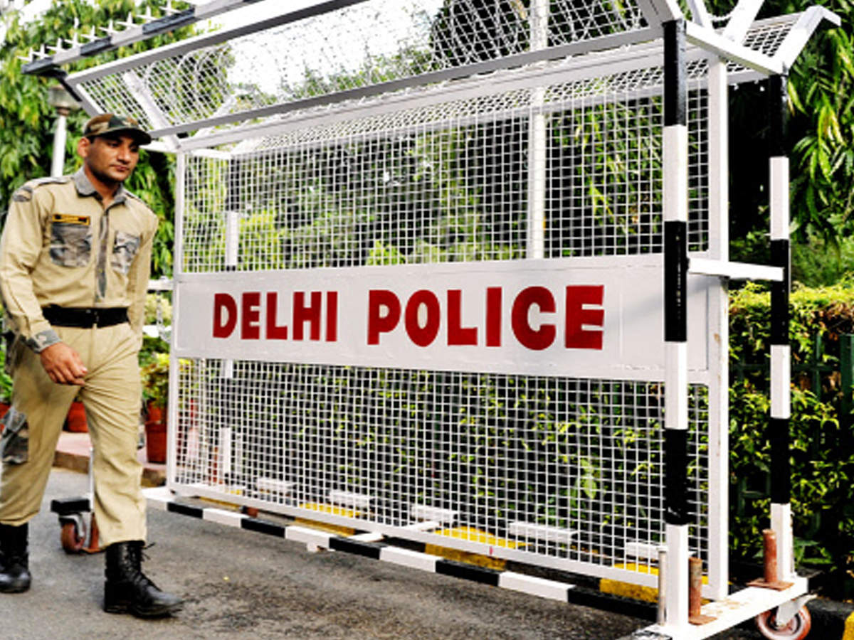 Delhi Protest News Caa Protesters Marching Towards Pm S Residence