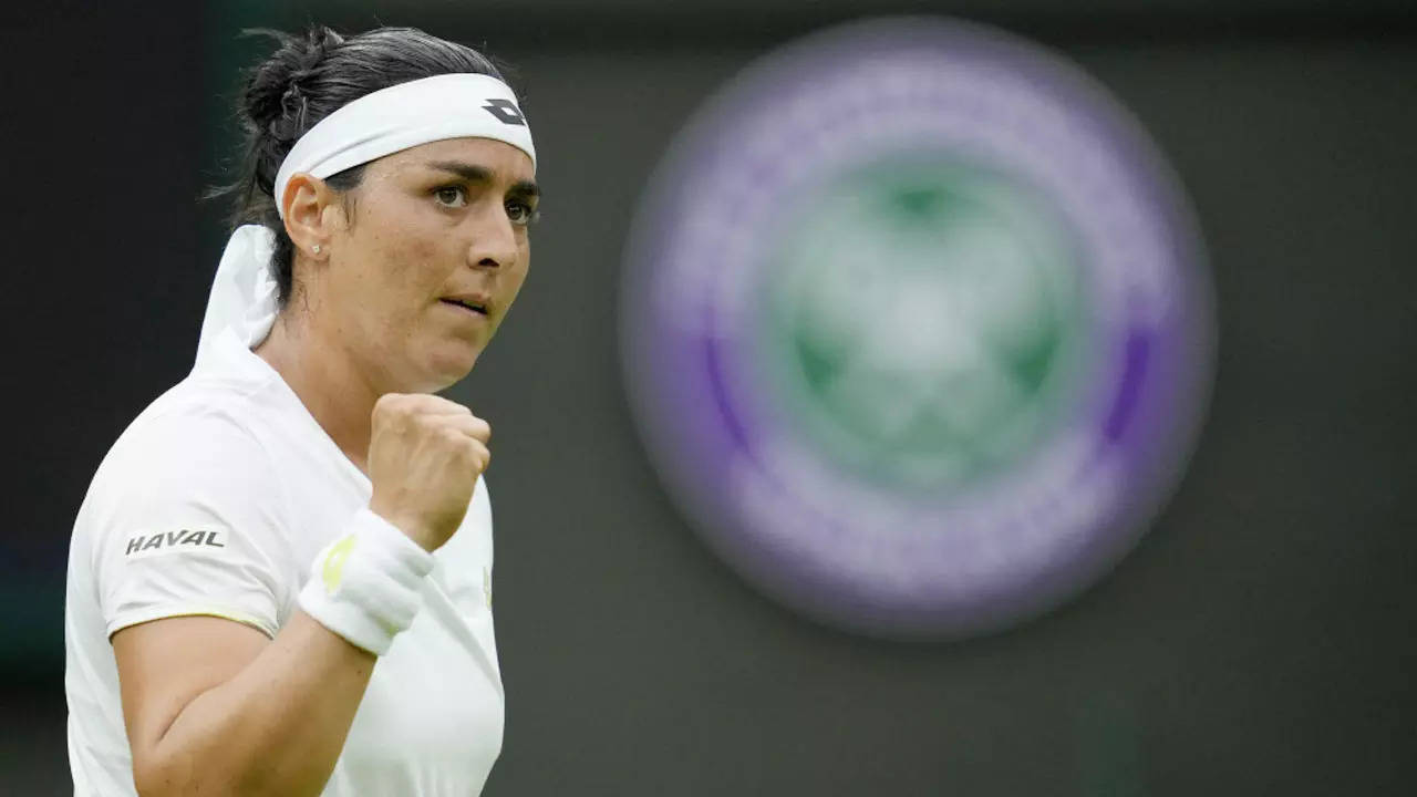 Ons Jabeur makes short work of Magdalena Frech in Wimbledon opener Tennis News